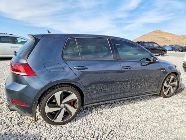 2018 VOLKSWAGEN GTI