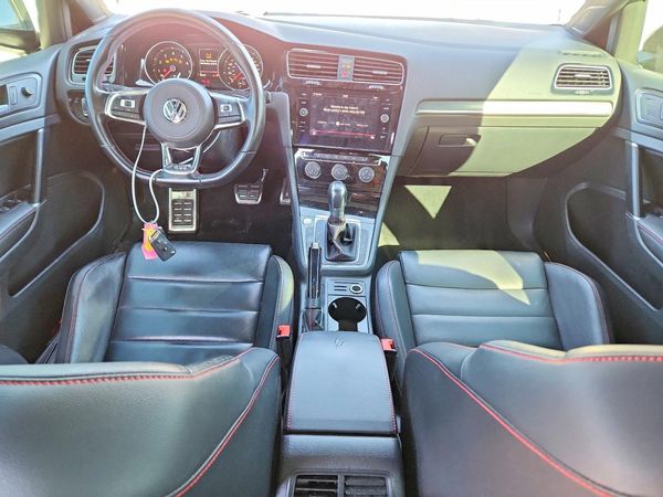 2018 VOLKSWAGEN GTI