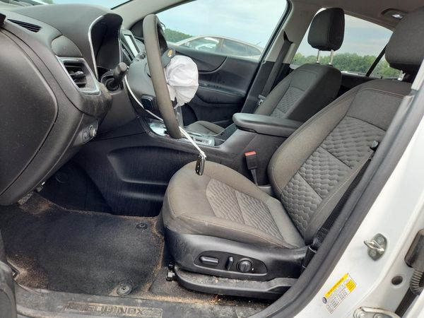 2019 CHEVROLET EQUINOX LT (1LT) — DENT