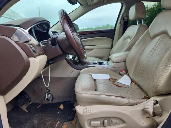 2013 CADILLAC SRX Luxury