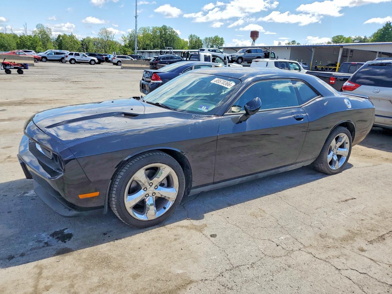 2013 DODGE CHALLENGER Base