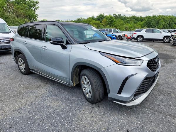 2021 TOYOTA HIGHLANDER XSE Nav & JBL