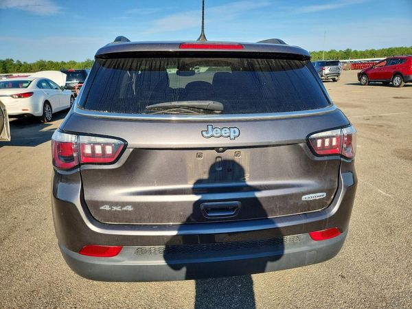 2022 JEEP COMPASS
