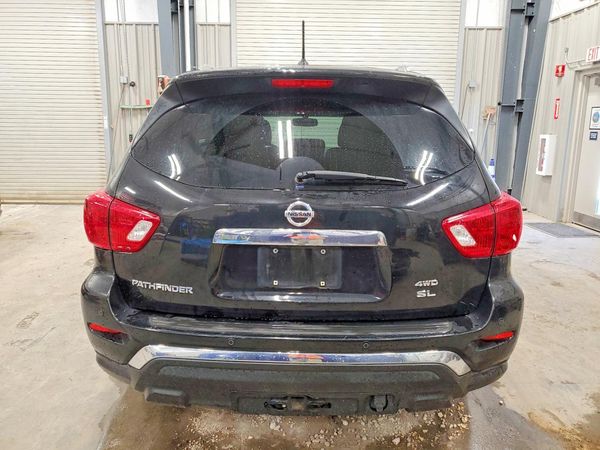 2018 NISSAN PATHFINDER