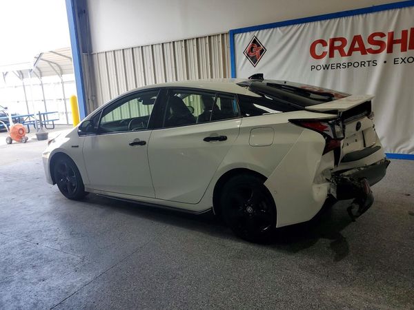 2022 TOYOTA PRIUS