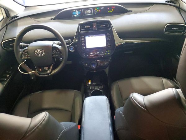 2022 TOYOTA PRIUS