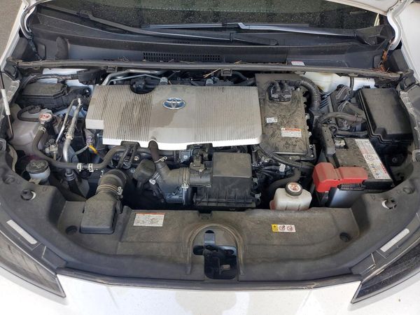2022 TOYOTA PRIUS