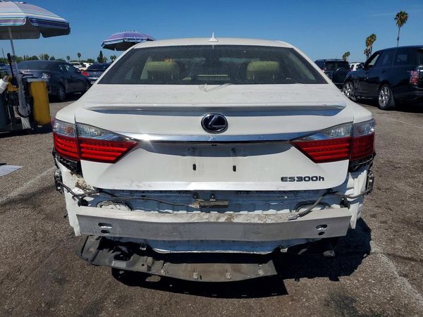 2013 LEXUS ES 300h