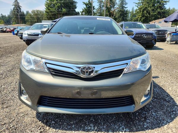 2013 TOYOTA CAMRY