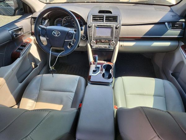 2013 TOYOTA CAMRY