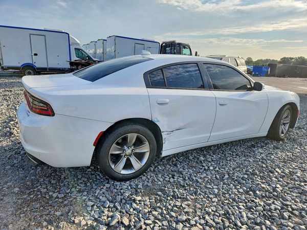 2016 DODGE CHARGER SXT RWD