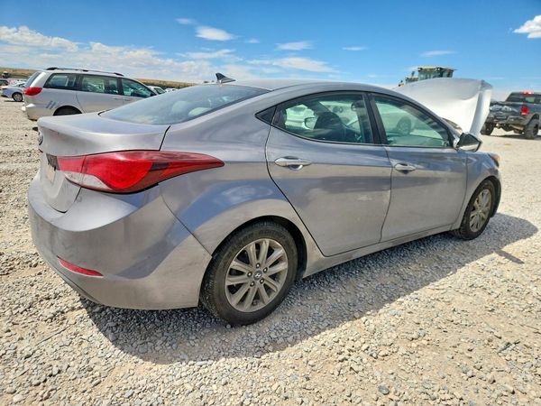 2015 HYUNDAI ELANTRA GLS(Middle)