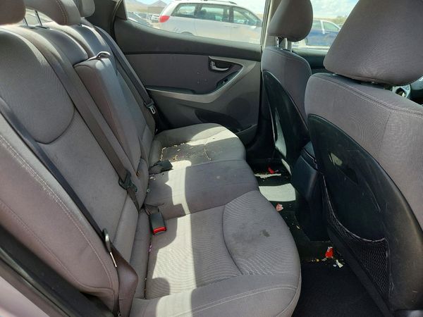 2015 HYUNDAI ELANTRA GLS(Middle)