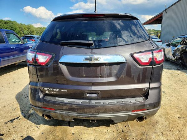 2017 CHEVROLET TRAVERSE 2LT