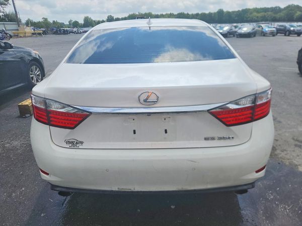 2015 LEXUS ES