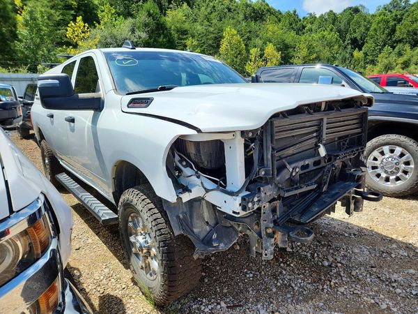 2023 RAM 2500 TRADESMAN CREW CAB 4X4
