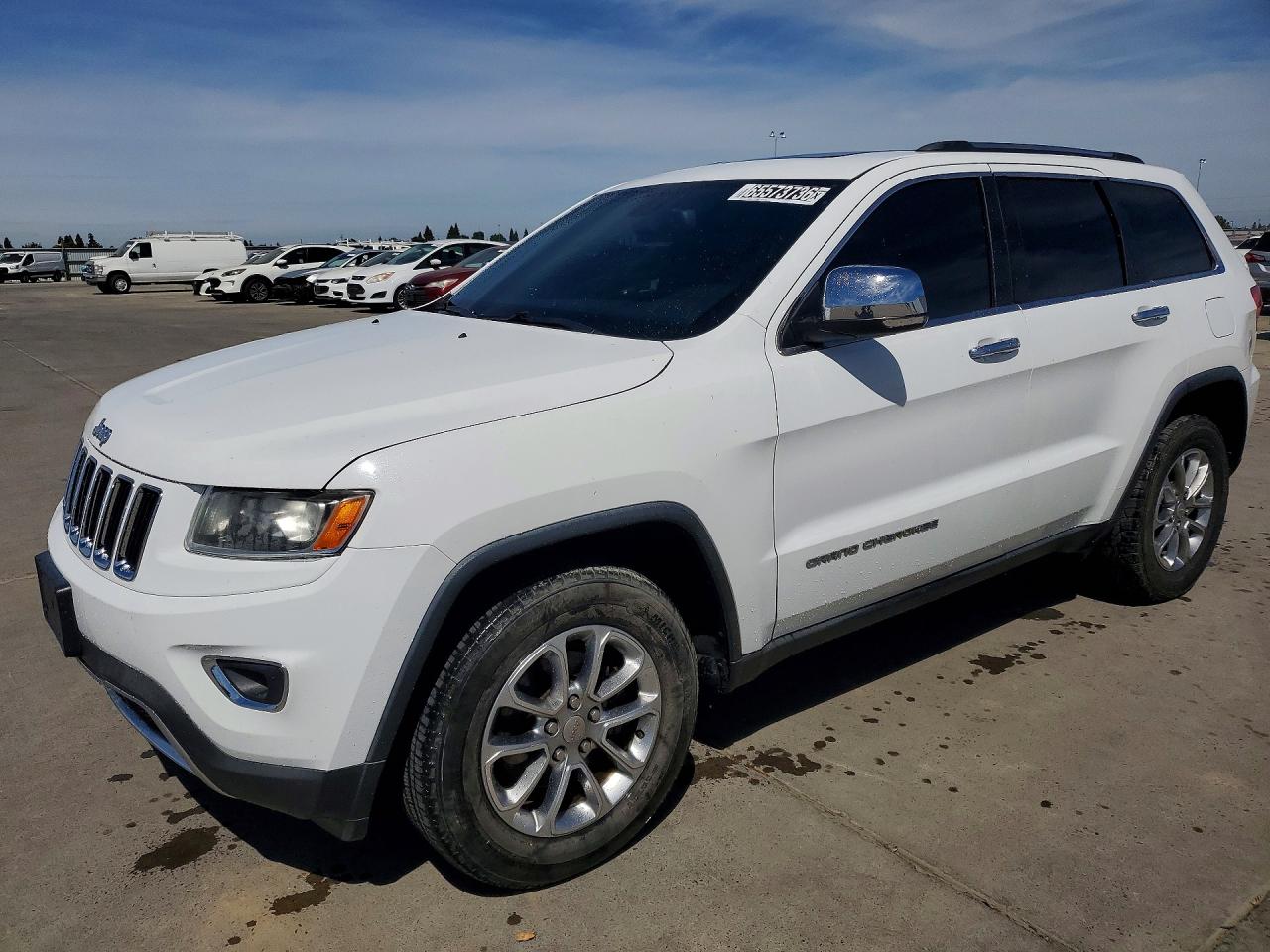2016 JEEP GRAND CHEROKEE Limited — Front 3/4