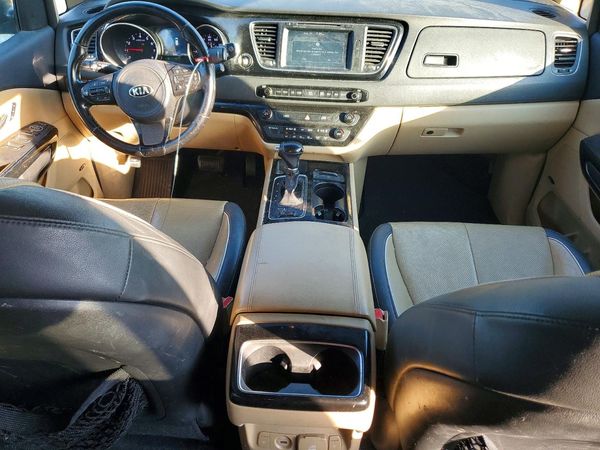 2015 KIA SEDONA GLS - Middle level