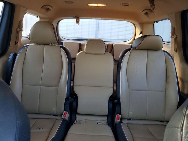 2015 KIA SEDONA GLS - Middle level