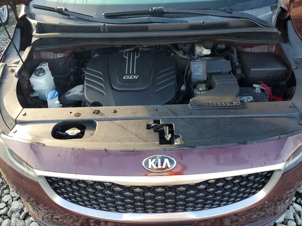 2015 KIA SEDONA GLS - Middle level