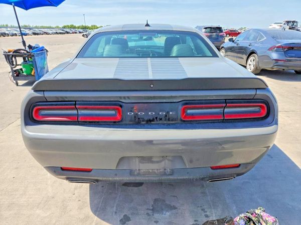 2019 DODGE CHALLENGER SXT