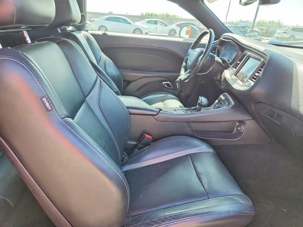 2019 DODGE CHALLENGER SXT