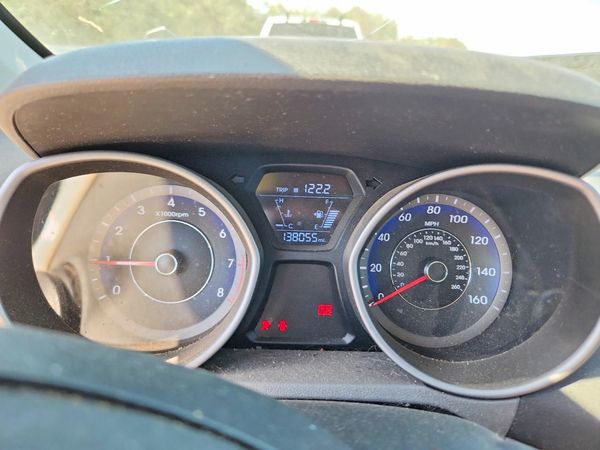 2014 HYUNDAI ELANTRA