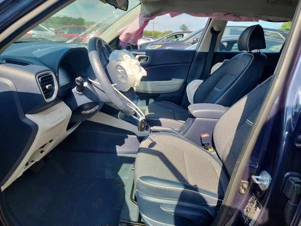 2023 HYUNDAI VENUE SEL, Limited