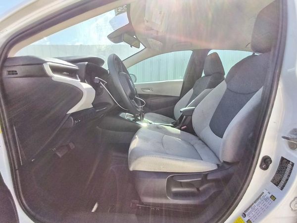2020 TOYOTA COROLLA LE w/Premium pkg2 — DENT