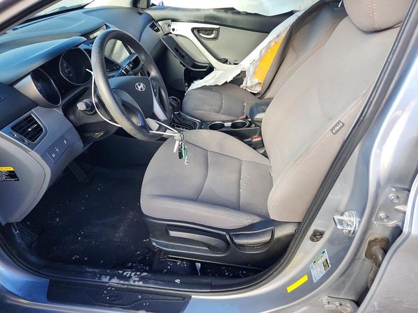 2016 HYUNDAI ELANTRA
