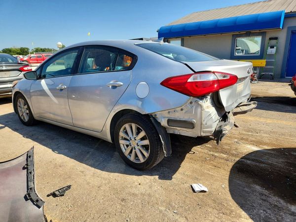 2016 KIA FORTE
