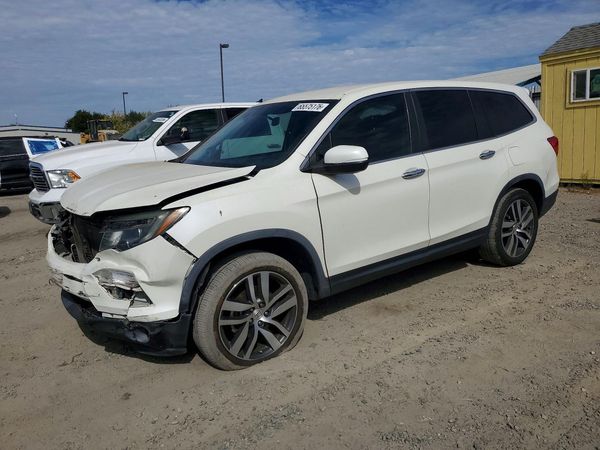 2017 HONDA PILOT LX