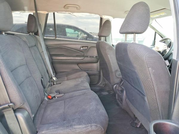 2017 HONDA PILOT LX