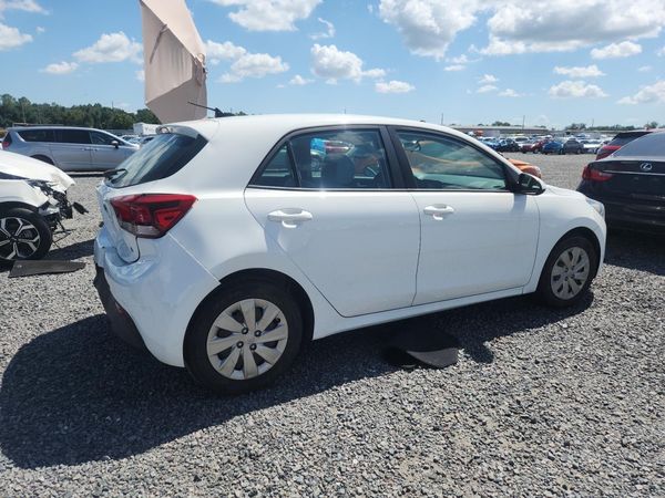2018 KIA RIO 5-DOOR LX, S