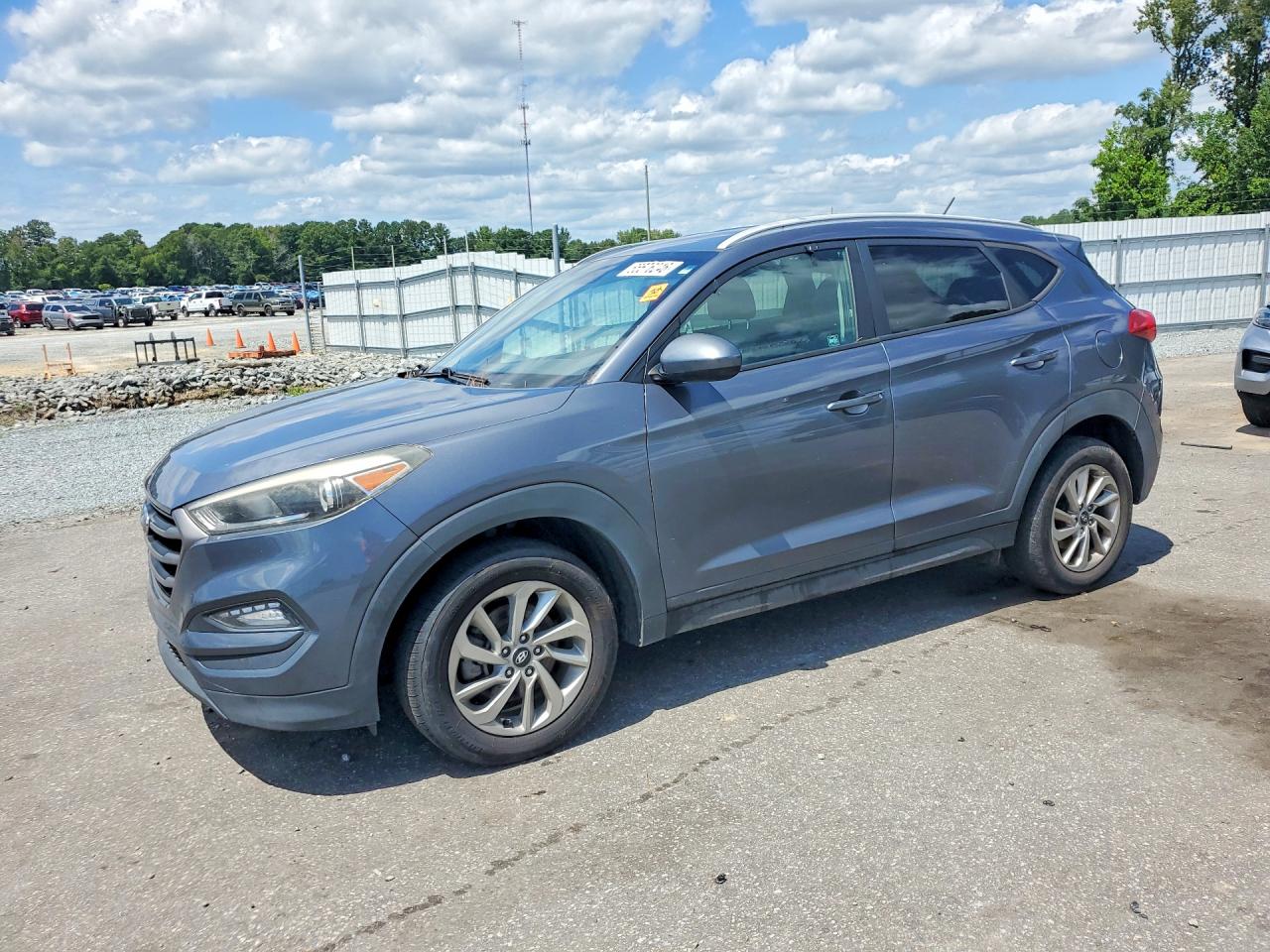 2016 HYUNDAI TUCSON