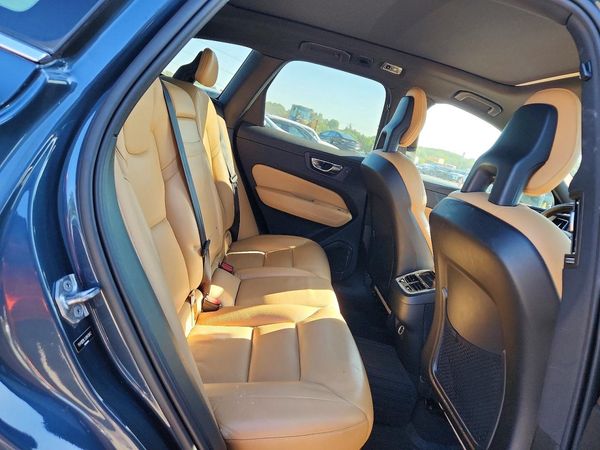 2018 VOLVO XC60