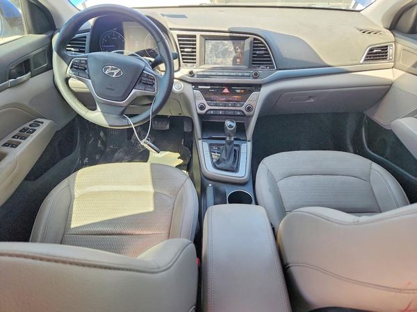 2017 HYUNDAI ELANTRA