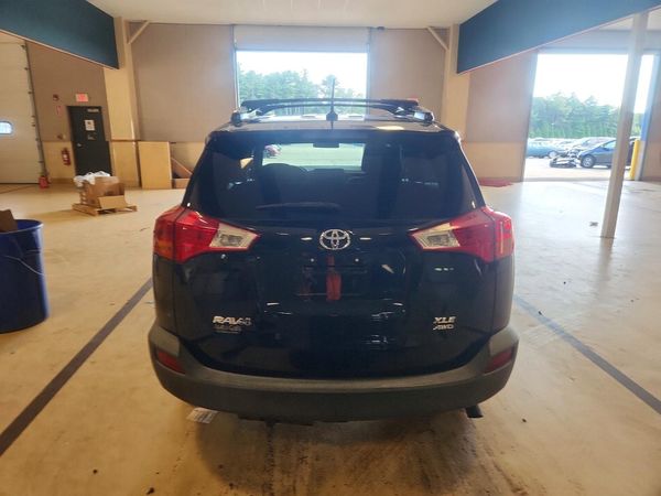 2015 TOYOTA RAV4
