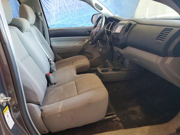 2014 TOYOTA TACOMA Base