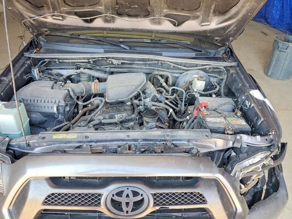 2014 TOYOTA TACOMA Base