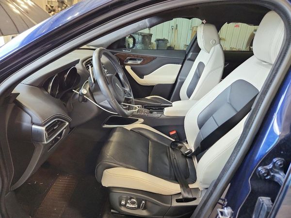 2019 JAGUAR F-PACE S