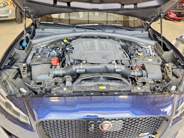 2019 JAGUAR F-PACE S