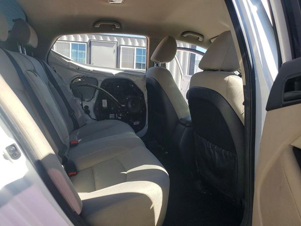 2015 KIA OPTIMA GL(Middle-low grade)