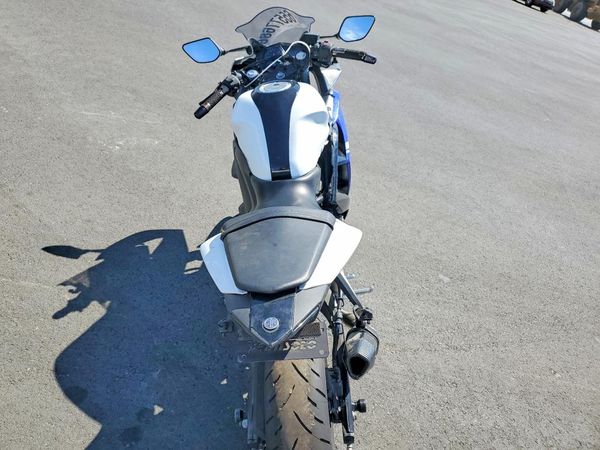 2016 YAMAHA YZFR3