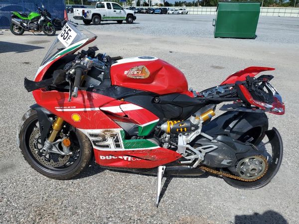 2024 DUCATI PANIGALE
