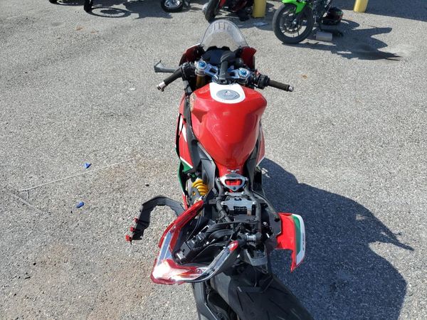 2024 DUCATI PANIGALE