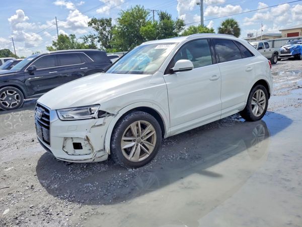 2016 AUDI Q3 quattro Premium Plus
