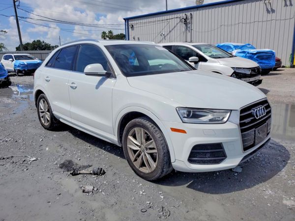 2016 AUDI Q3 quattro Premium Plus