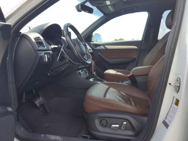 2016 AUDI Q3 quattro Premium Plus