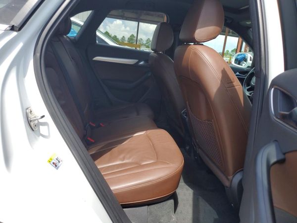 2016 AUDI Q3 quattro Premium Plus